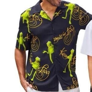 NWT Disney Parks Men’s Kermit The Frog Short Sleeve Button Down Shirt Size L/XL